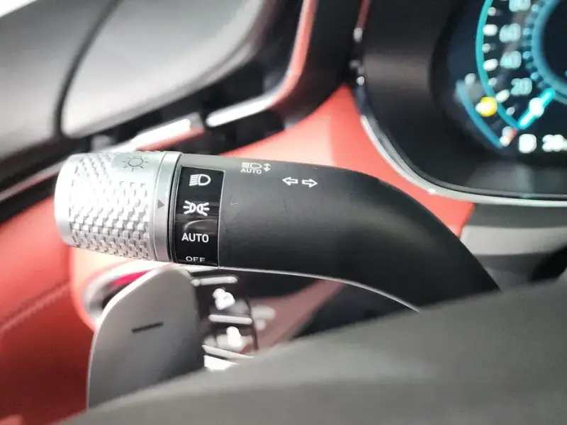 2022 Genesis GV70 с пробегом 94 154 км