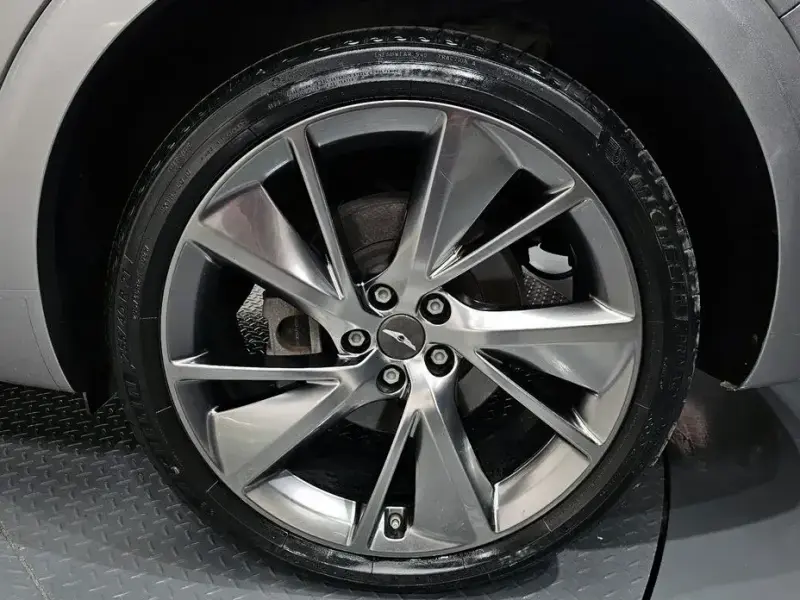 2021 Genesis GV70 с пробегом 64 138 км