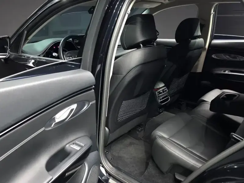 2021 Genesis GV70 с пробегом 70 607 км
