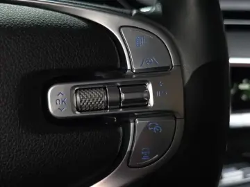2021 Genesis GV70 с пробегом 70 607 км