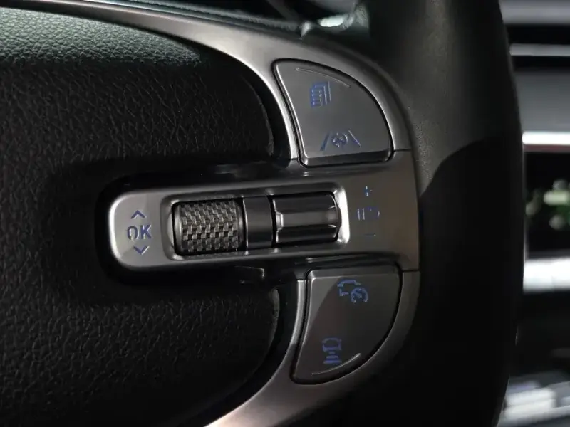 2021 Genesis GV70 с пробегом 70 607 км