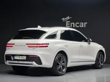 2021 Genesis GV70 с пробегом 40 197 км