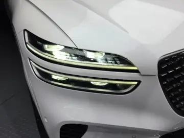 2021 Genesis GV70 с пробегом 40 197 км