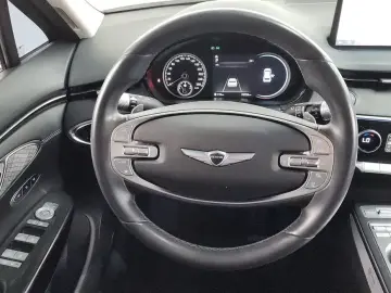 2021 Genesis GV70 с пробегом 76 726 км