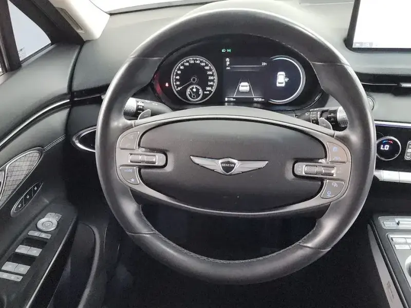 2021 Genesis GV70 с пробегом 76 726 км