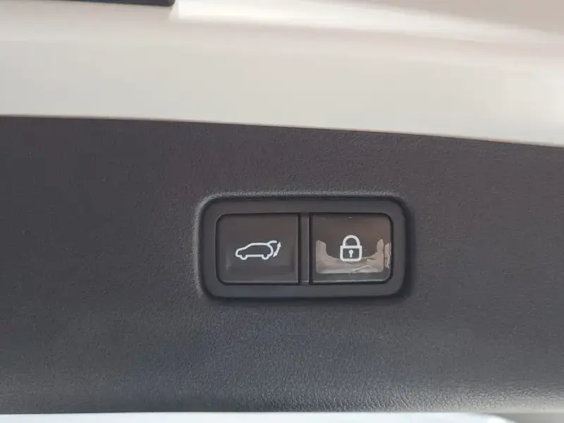 2021 Genesis GV70 с пробегом 76 726 км