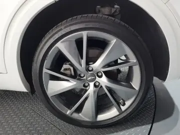 2021 Genesis GV70 с пробегом 76 726 км