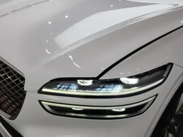 2021 Genesis GV70 с пробегом 76 726 км