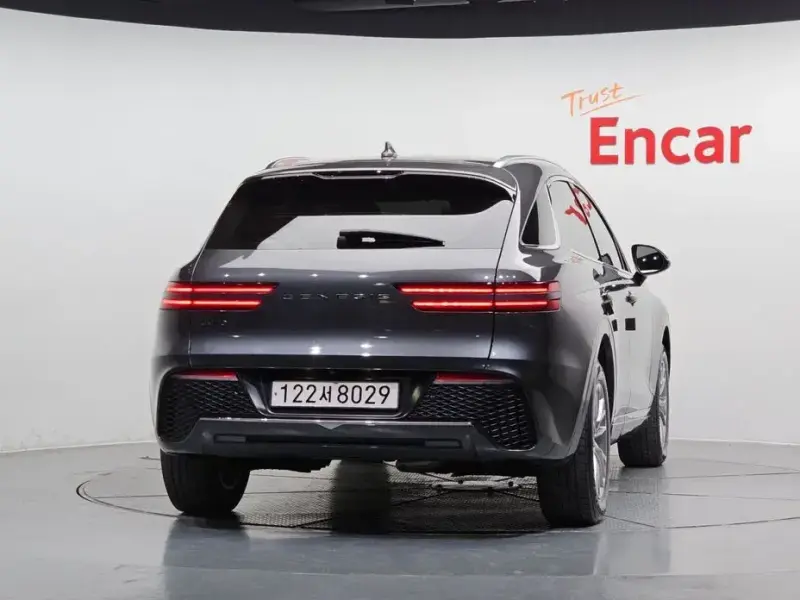 2021 Genesis GV70 с пробегом 73 196 км