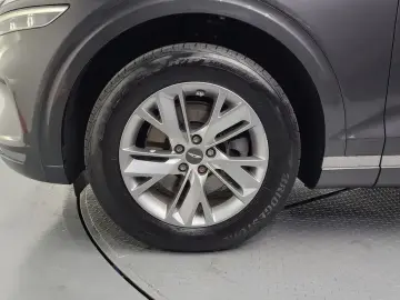 2021 Genesis GV70 с пробегом 73 196 км