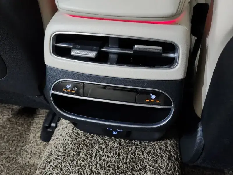 2021 Genesis GV70 с пробегом 73 196 км