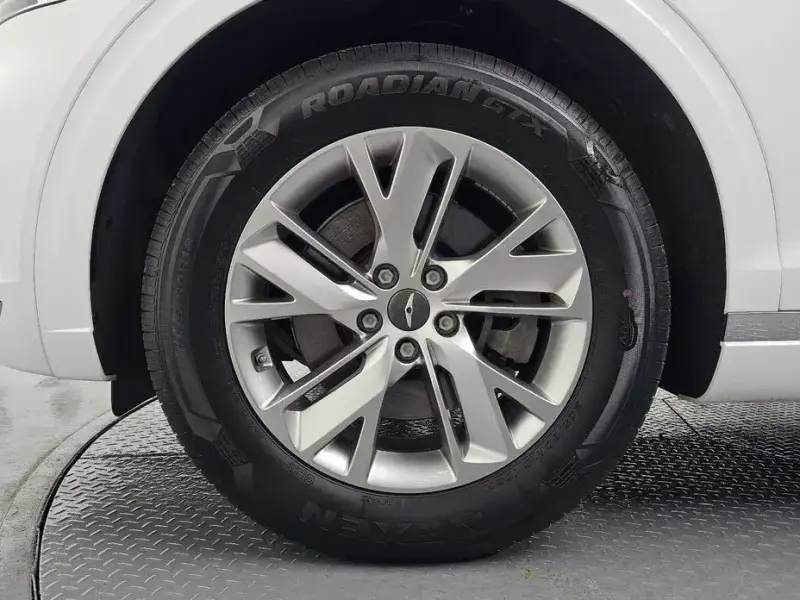 2021 Genesis GV70 с пробегом 69 587 км