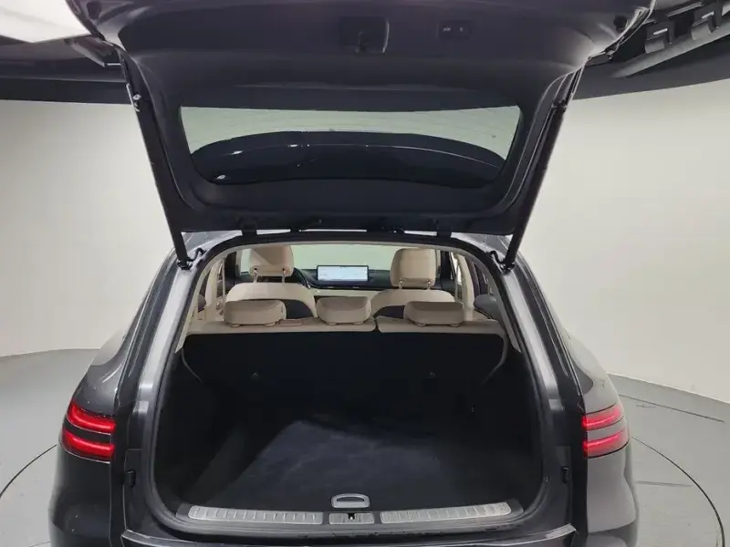 2021 Genesis GV70 с пробегом 73 196 км
