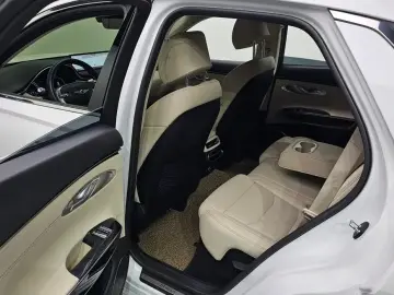 2021 Genesis GV70 с пробегом 69 587 км