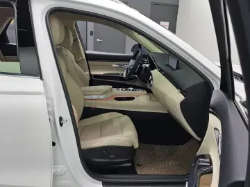 2021 Genesis GV70 с пробегом 69 587 км