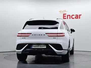 2021 Genesis GV70 с пробегом 55 054 км