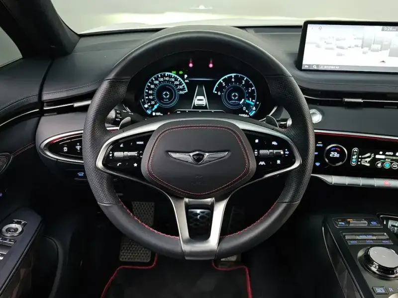 2021 Genesis GV70 с пробегом 55 054 км