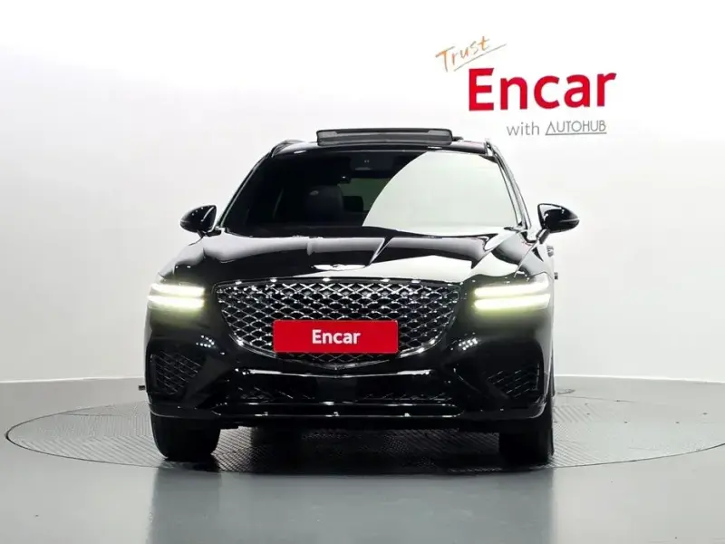 2022 Genesis GV70 с пробегом 37 358 км