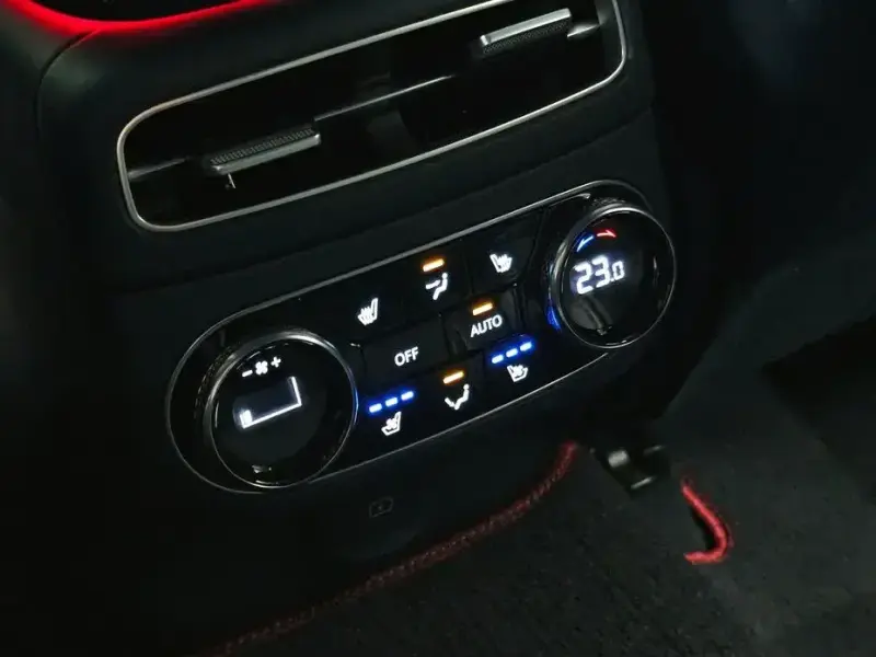 2021 Genesis GV70 с пробегом 55 054 км