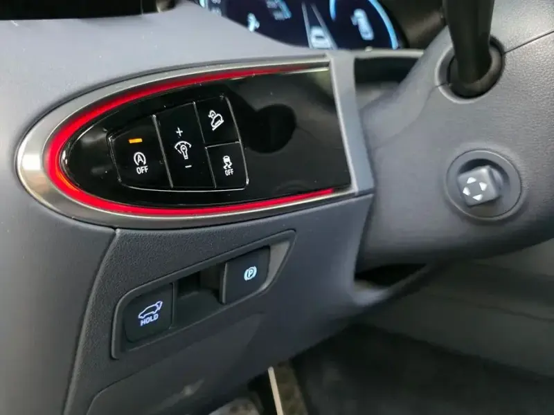 2022 Genesis GV70 с пробегом 37 358 км
