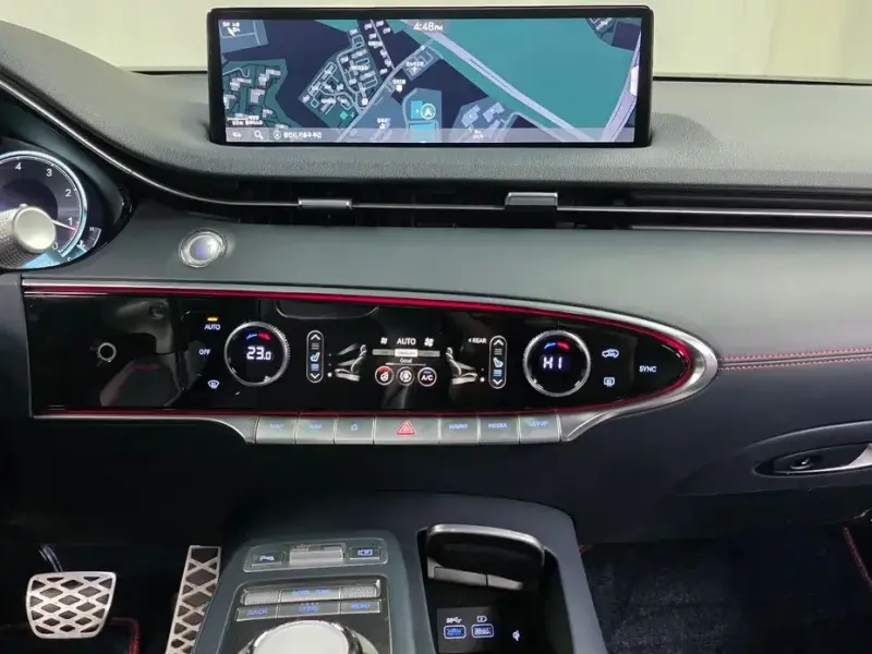 2022 Genesis GV70 с пробегом 37 358 км