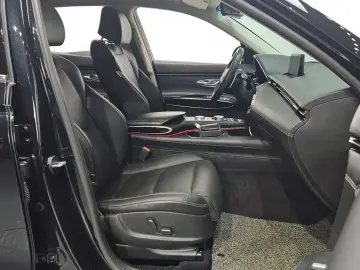 2021 Genesis GV70 с пробегом 68 541 км