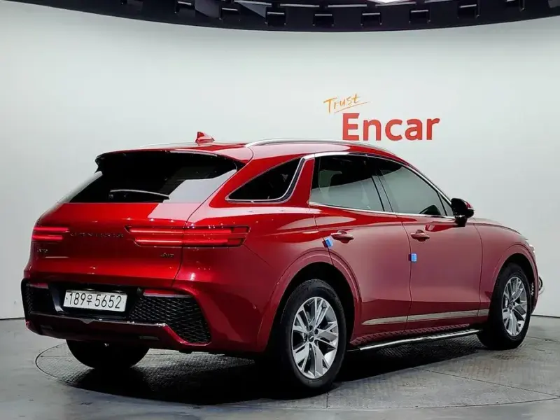 2022 Genesis GV70 с пробегом 68 908 км
