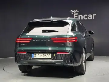 2021 Genesis GV70 с пробегом 71 863 км