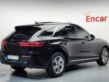 2021 Genesis GV70 с пробегом 43 734 км