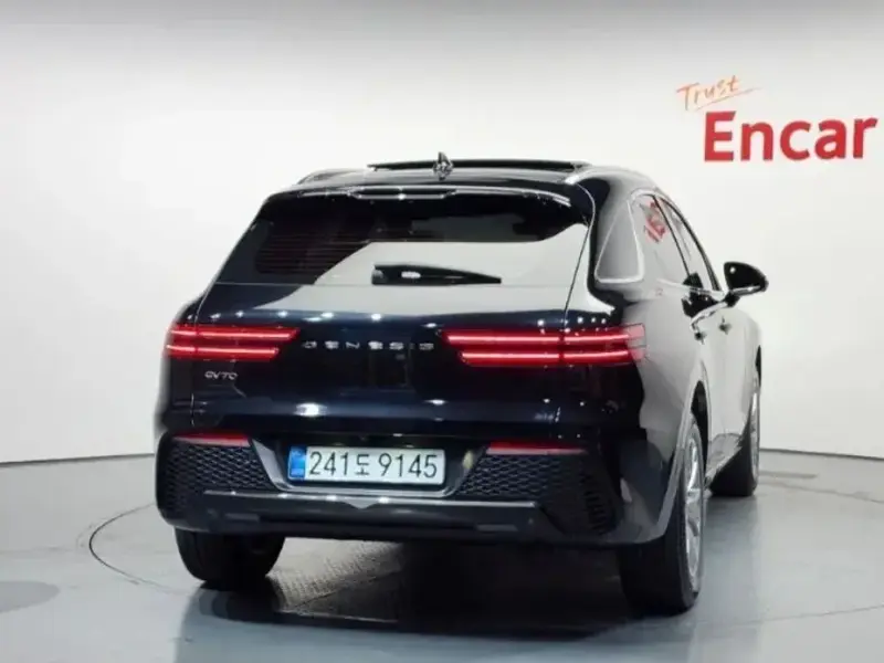 2021 Genesis GV70 с пробегом 43 734 км