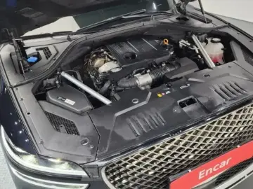 2021 Genesis GV70 с пробегом 43 734 км