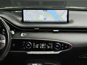 2021 Genesis GV70 с пробегом 71 863 км