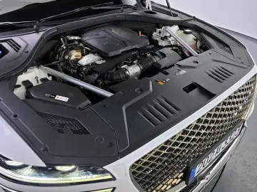 2022 Genesis GV70 с пробегом 40 376 км