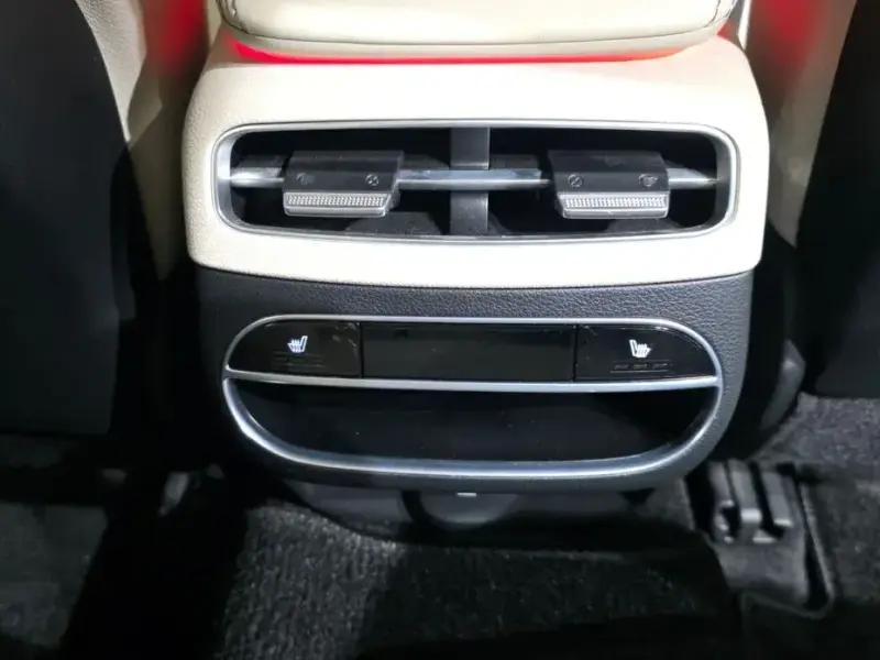2022 Genesis GV70 с пробегом 40 376 км