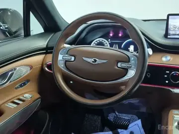 2021 Genesis GV70 с пробегом 83 466 км