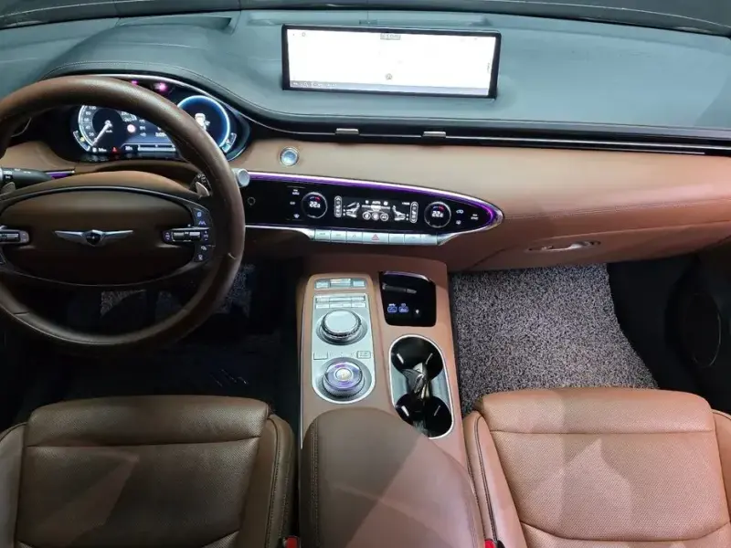 2022 Genesis GV70 с пробегом 44 879 км
