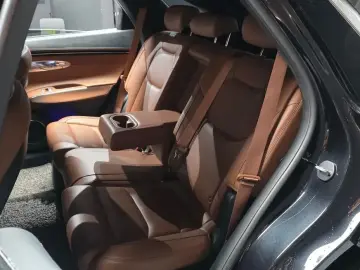 2022 Genesis GV70 с пробегом 44 879 км