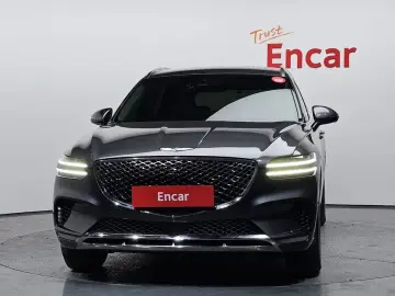 2021 Genesis GV70 с пробегом 51 000 км