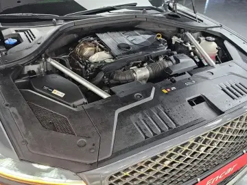 2021 Genesis GV70 с пробегом 51 000 км