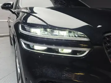 2022 Genesis GV70 с пробегом 44 879 км