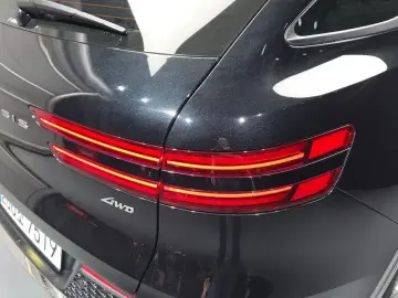 2022 Genesis GV70 с пробегом 44 879 км