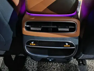 2022 Genesis GV70 с пробегом 44 879 км