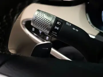 2021 Genesis GV70 с пробегом 51 000 км