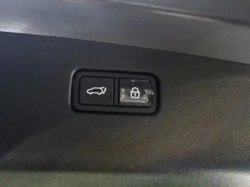 2021 Genesis GV70 с пробегом 51 000 км