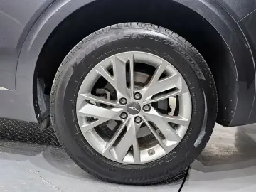 2021 Genesis GV70 с пробегом 51 000 км