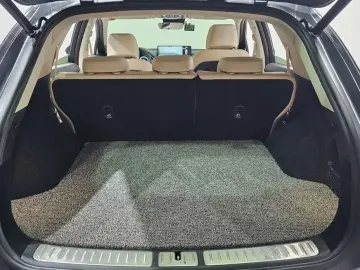 2021 Genesis GV70 с пробегом 51 000 км