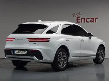 2022 Genesis GV70 с пробегом 70 762 км