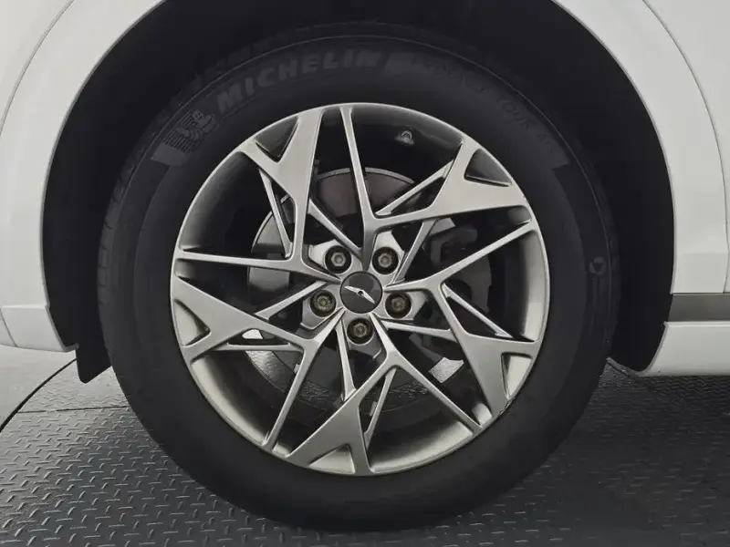 2022 Genesis GV70 с пробегом 70 762 км
