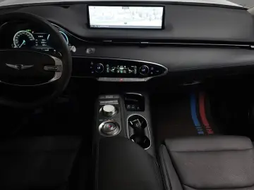 2022 Genesis GV70 с пробегом 70 762 км