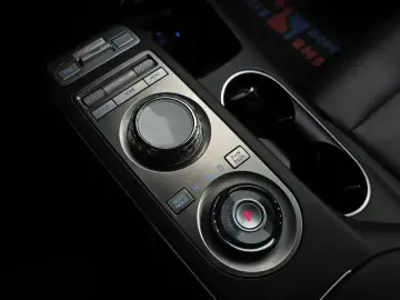 2022 Genesis GV70 с пробегом 70 762 км